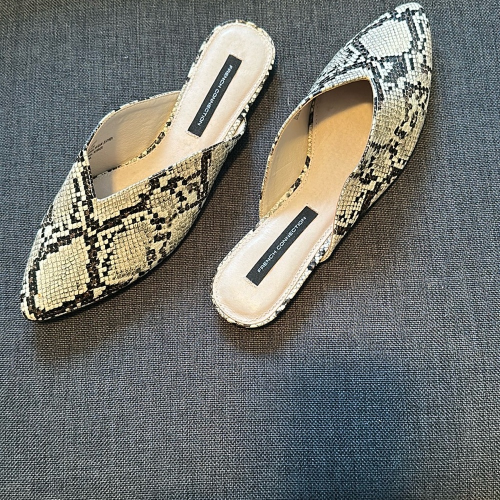 Snakeskin Pattern Women's Mules